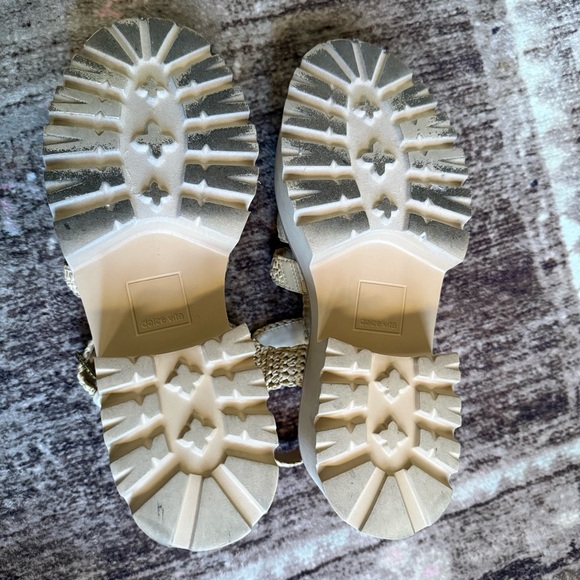Size 8, Dolce Vita Cream and tan crochet chunky platform sandals - Picture 6 of 6